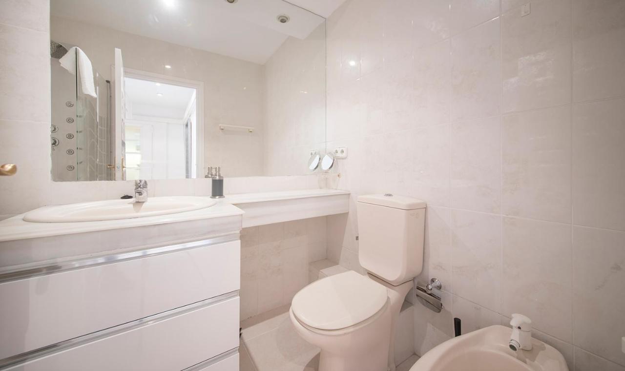Tarracohomes-Apartamento En Salou Con Vistas Al Mar Y Ac Bagian luar foto